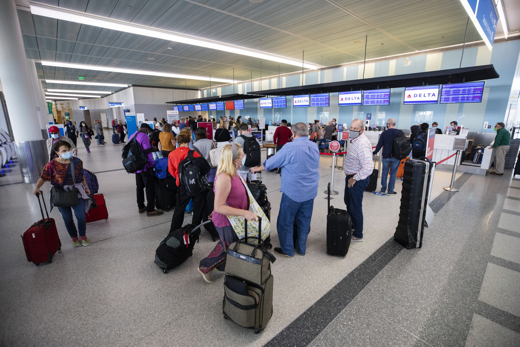 Charleston airport passengers